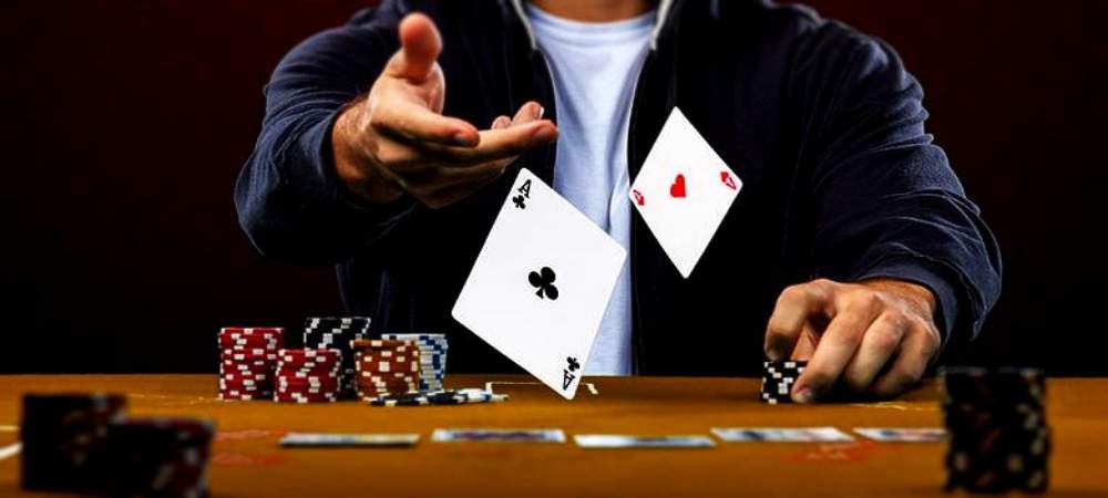 Aturan Poker Online